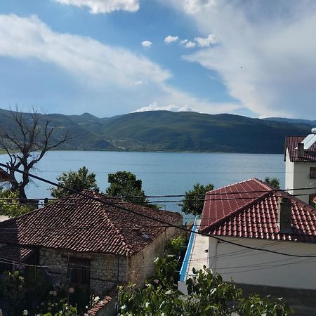 Erteo Guest House Pogradec Luaran gambar